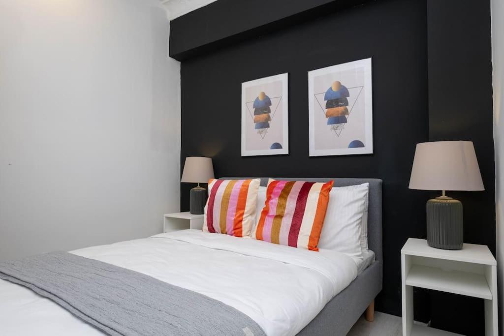 Cosy Urban 2-bedroom