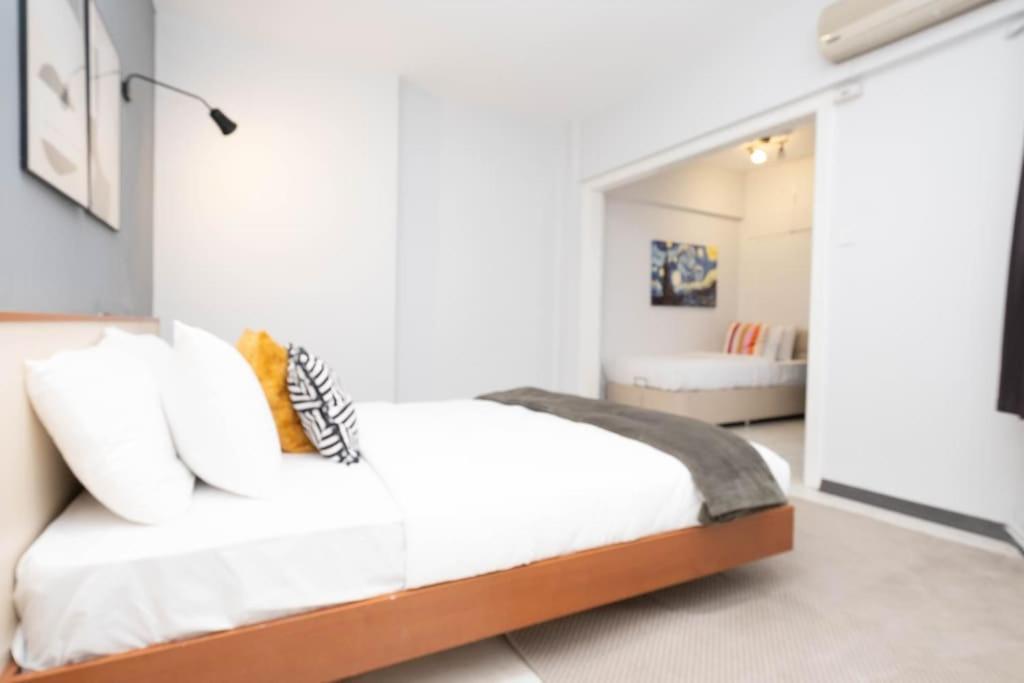 Cosy Urban 2-bedroom *